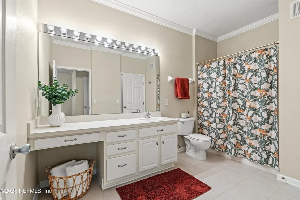 7801 Point Meadows Drive Jacksonville FL 32256