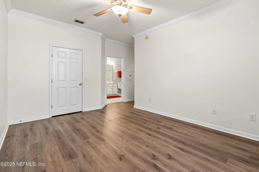 7801 Point Meadows Drive Jacksonville FL 32256