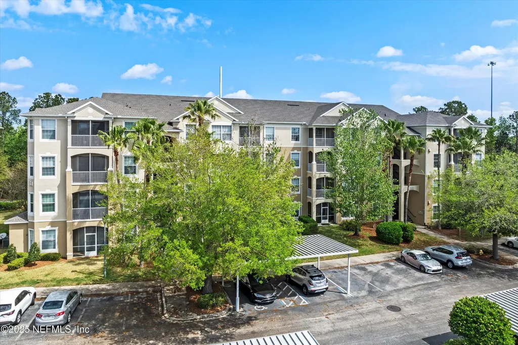 7801 Point Meadows Drive Jacksonville FL 32256