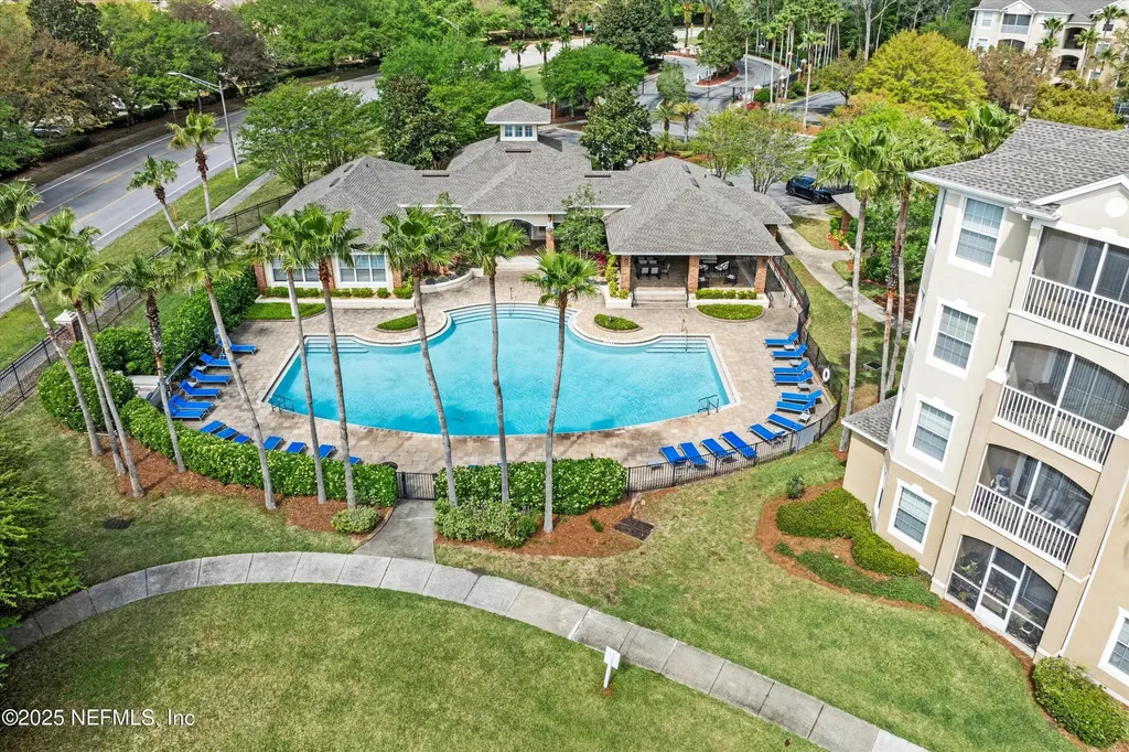 7801 Point Meadows Drive Jacksonville FL 32256