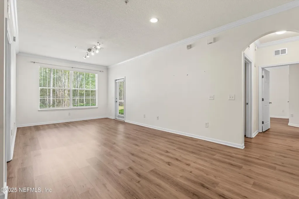 7801 Point Meadows Drive Jacksonville FL 32256