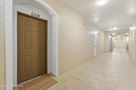 7801 Point Meadows Drive Jacksonville FL 32256