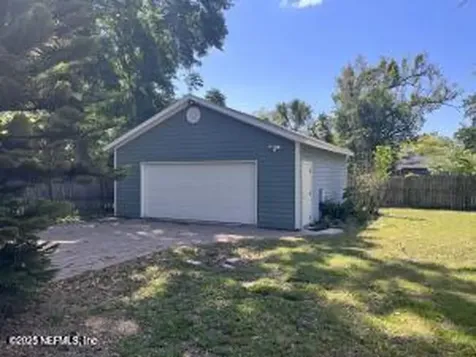 4242 Irvington Avenue Jacksonville FL 32210