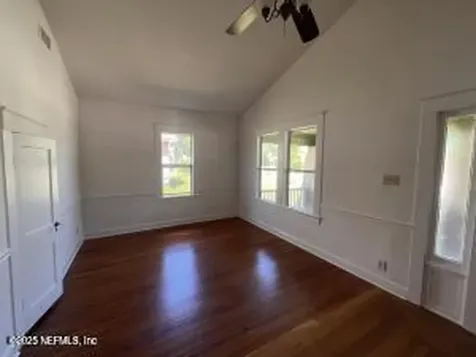 4242 Irvington Avenue Jacksonville FL 32210