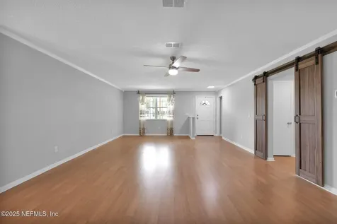 306 Lake Marietta Drive W Jacksonville FL 32220