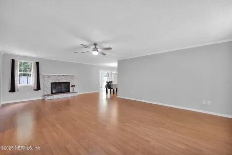306 Lake Marietta Drive W Jacksonville FL 32220