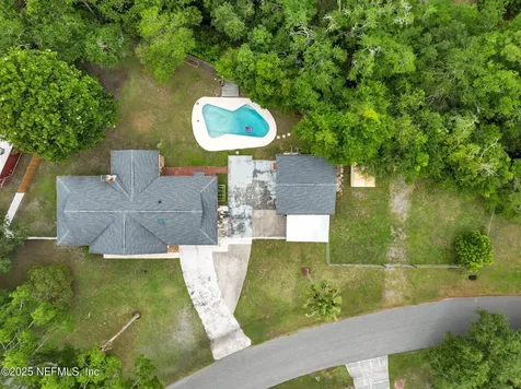306 Lake Marietta Drive W Jacksonville FL 32220