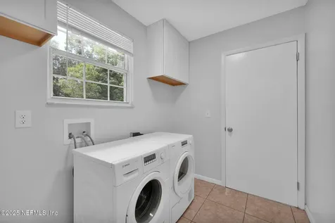 306 Lake Marietta Drive W Jacksonville FL 32220