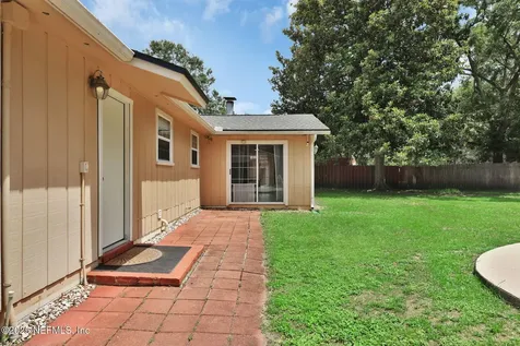 306 Lake Marietta Drive W Jacksonville FL 32220