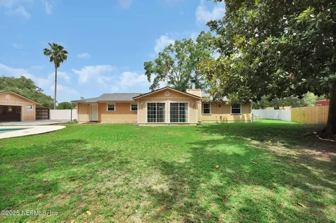 306 Lake Marietta Drive W Jacksonville FL 32220