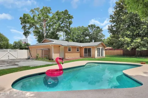 306 Lake Marietta Drive W Jacksonville FL 32220