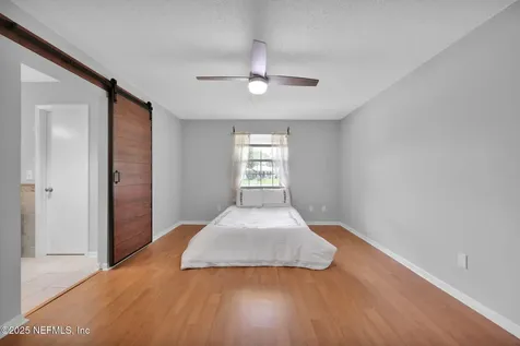 306 Lake Marietta Drive W Jacksonville FL 32220