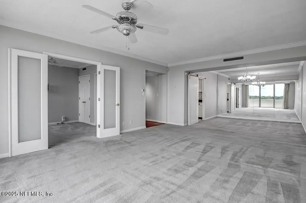 2970 St Johns Avenue Jacksonville FL 32205