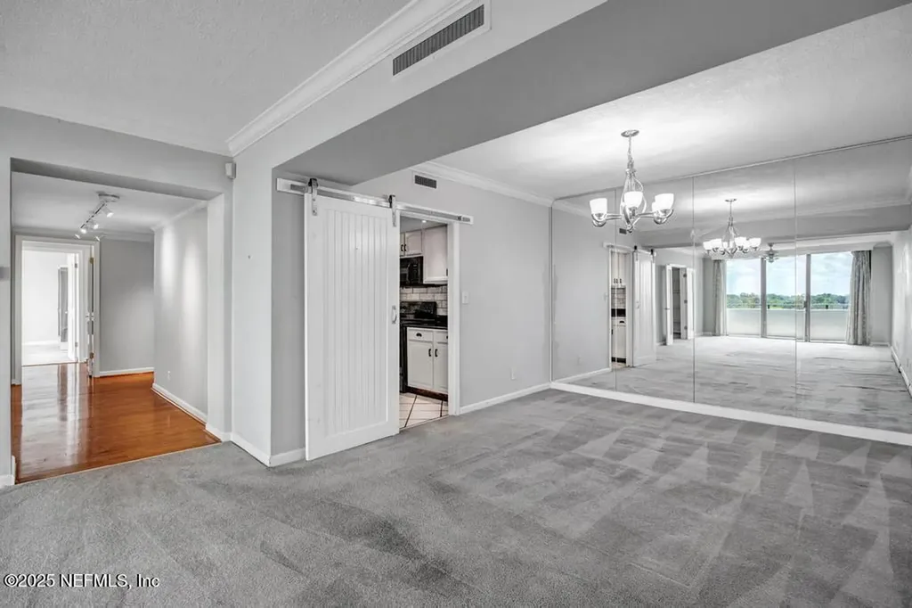 2970 St Johns Avenue Jacksonville FL 32205