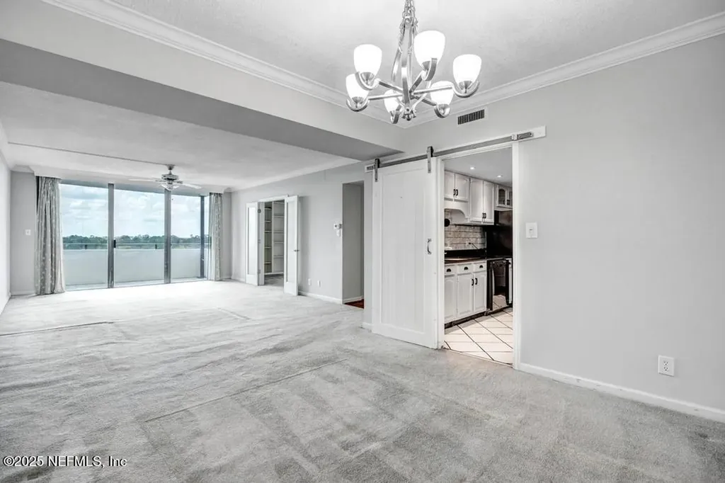 2970 St Johns Avenue Jacksonville FL 32205