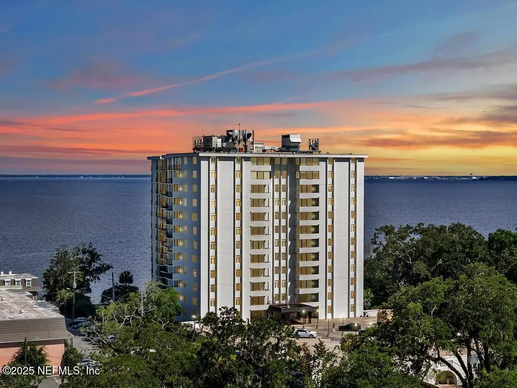 2970 St Johns Avenue Jacksonville FL 32205
