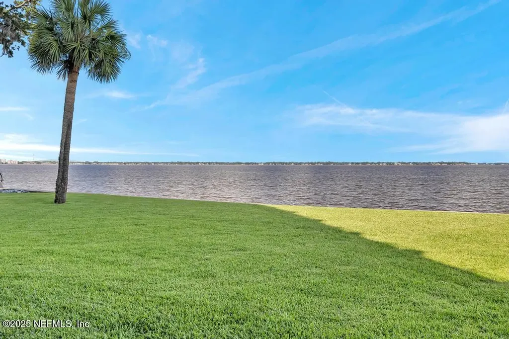 2970 St Johns Avenue Jacksonville FL 32205