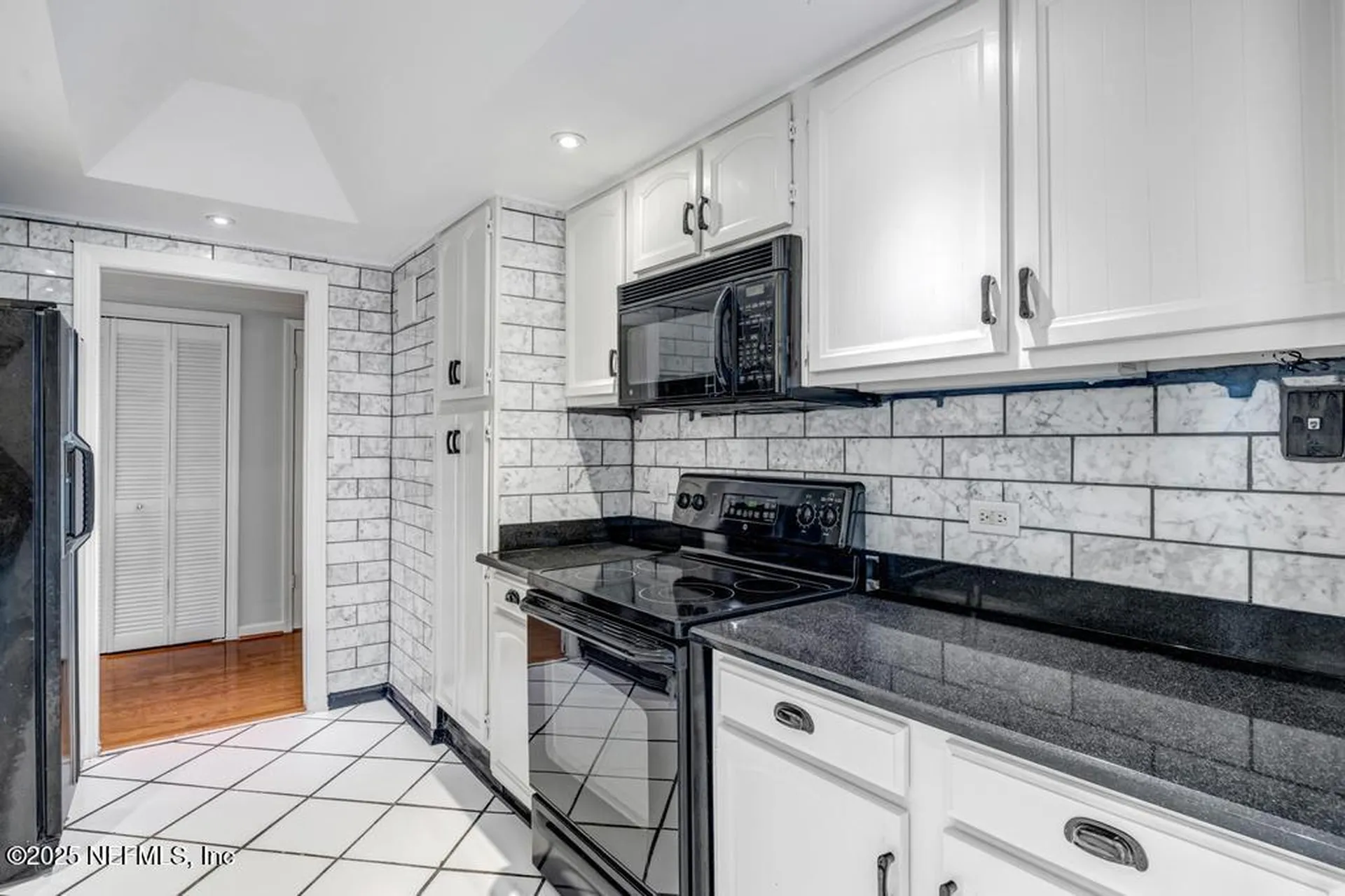 2970 St Johns Avenue Jacksonville FL 32205