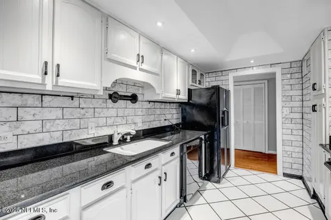 2970 St Johns Avenue Jacksonville FL 32205