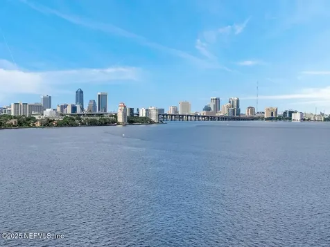 2970 St Johns Avenue Jacksonville FL 32205