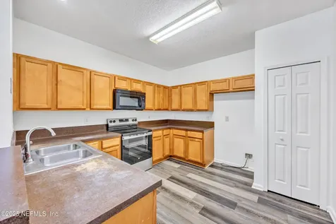 3641 Kirkpatrick Circle Jacksonville FL 32210