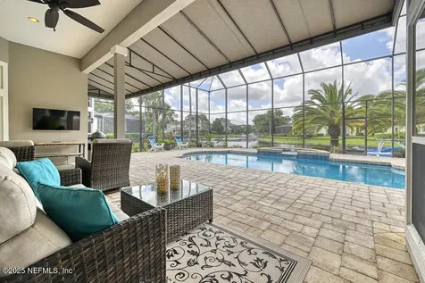 1318 Charter Court E Jacksonville FL 32225