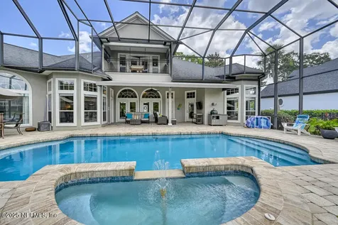 1318 Charter Court E Jacksonville FL 32225