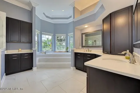 1318 Charter Court E Jacksonville FL 32225