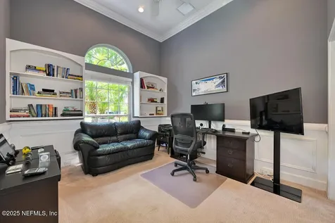 1318 Charter Court E Jacksonville FL 32225