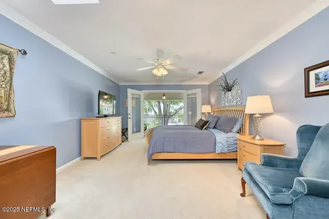 1318 Charter Court E Jacksonville FL 32225