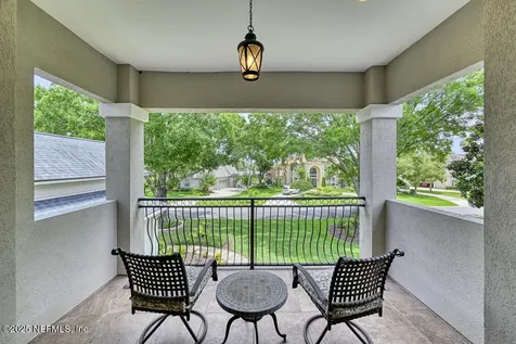 1318 Charter Court E Jacksonville FL 32225