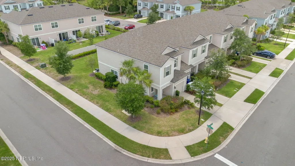 13106 Annies Walk Drive Jacksonville FL 32218