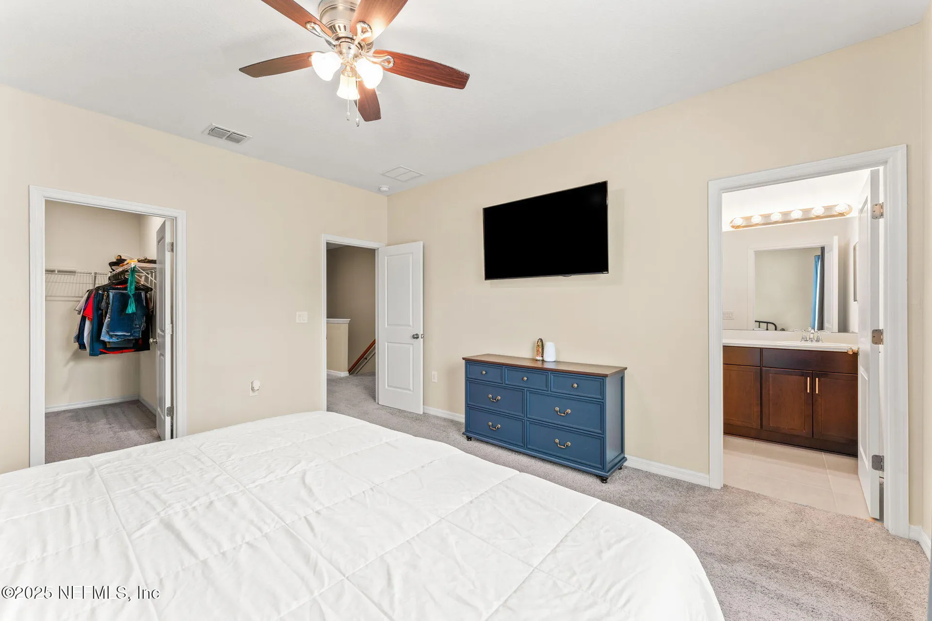 13106 Annies Walk Drive Jacksonville FL 32218