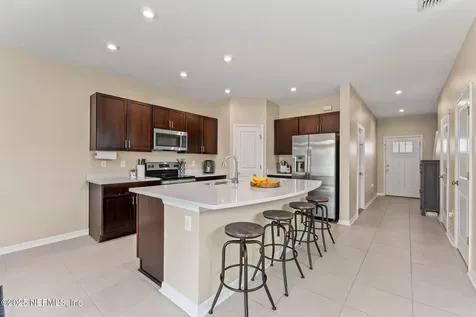 13106 Annies Walk Drive Jacksonville FL 32218