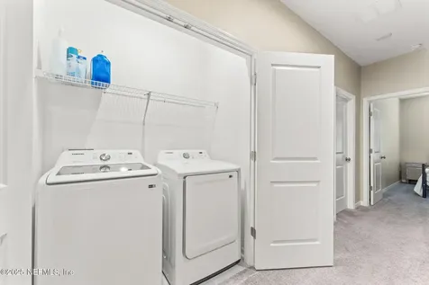 13106 Annies Walk Drive Jacksonville FL 32218