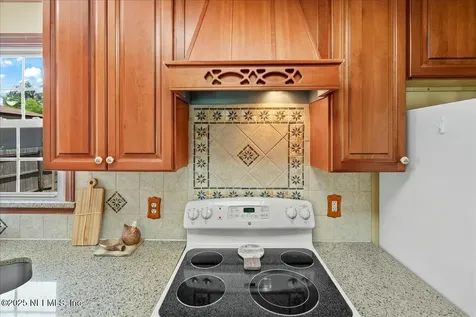 1517 Pershing Road Jacksonville FL 32205