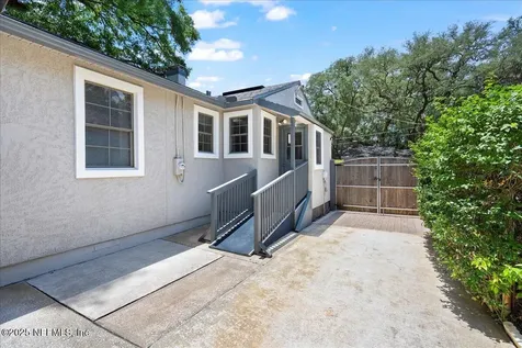 1517 Pershing Road Jacksonville FL 32205
