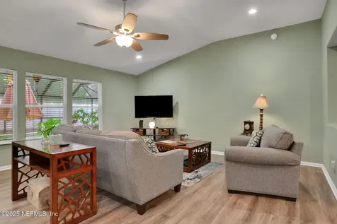 11301 Martin Lakes Drive N Jacksonville FL 32220