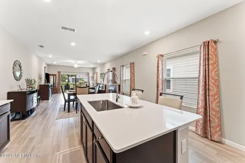 7379 Hilladale Creek Lane Jacksonville FL 32222