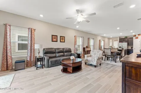 7379 Hilladale Creek Lane Jacksonville FL 32222