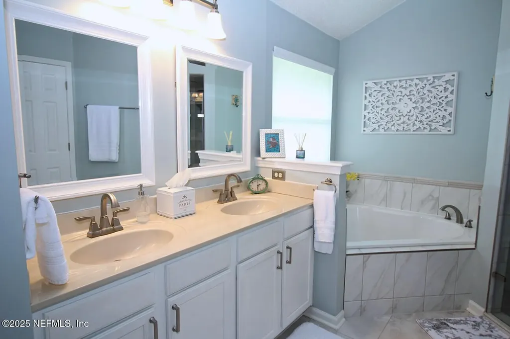 2700 Creek Ridge Drive Green Cove Springs FL 32043