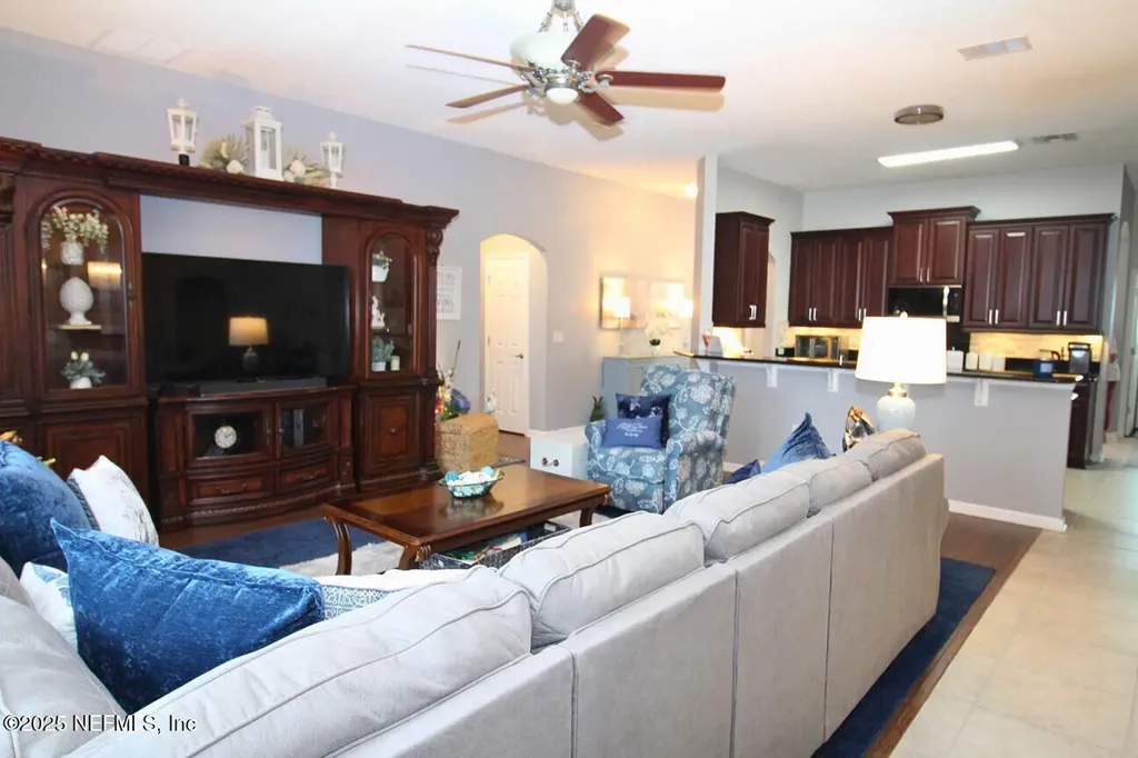 2700 Creek Ridge Drive Green Cove Springs FL 32043