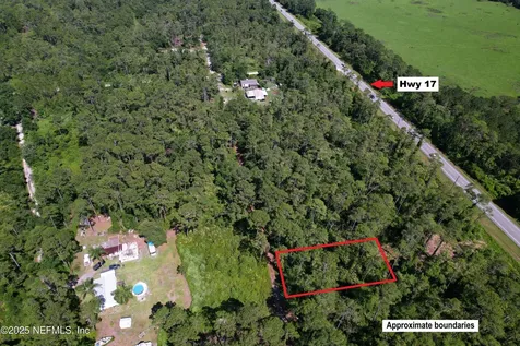 215 Ward Avenue Crescent City FL 32112
