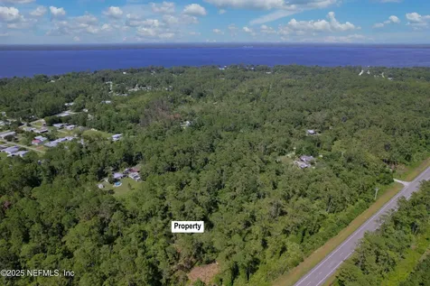 215 Ward Avenue Crescent City FL 32112