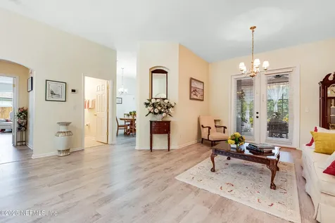 5513 Barrington Court Jacksonville FL 32244