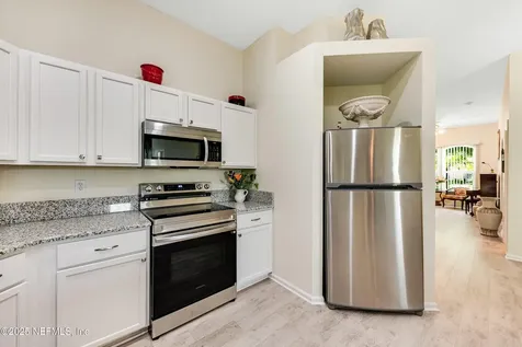 5513 Barrington Court Jacksonville FL 32244