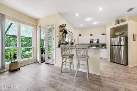 5513 Barrington Court Jacksonville FL 32244