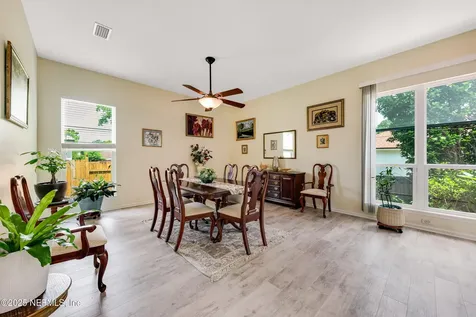 5513 Barrington Court Jacksonville FL 32244