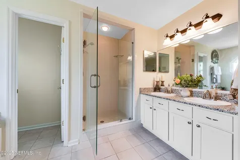 5513 Barrington Court Jacksonville FL 32244