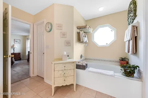 5513 Barrington Court Jacksonville FL 32244